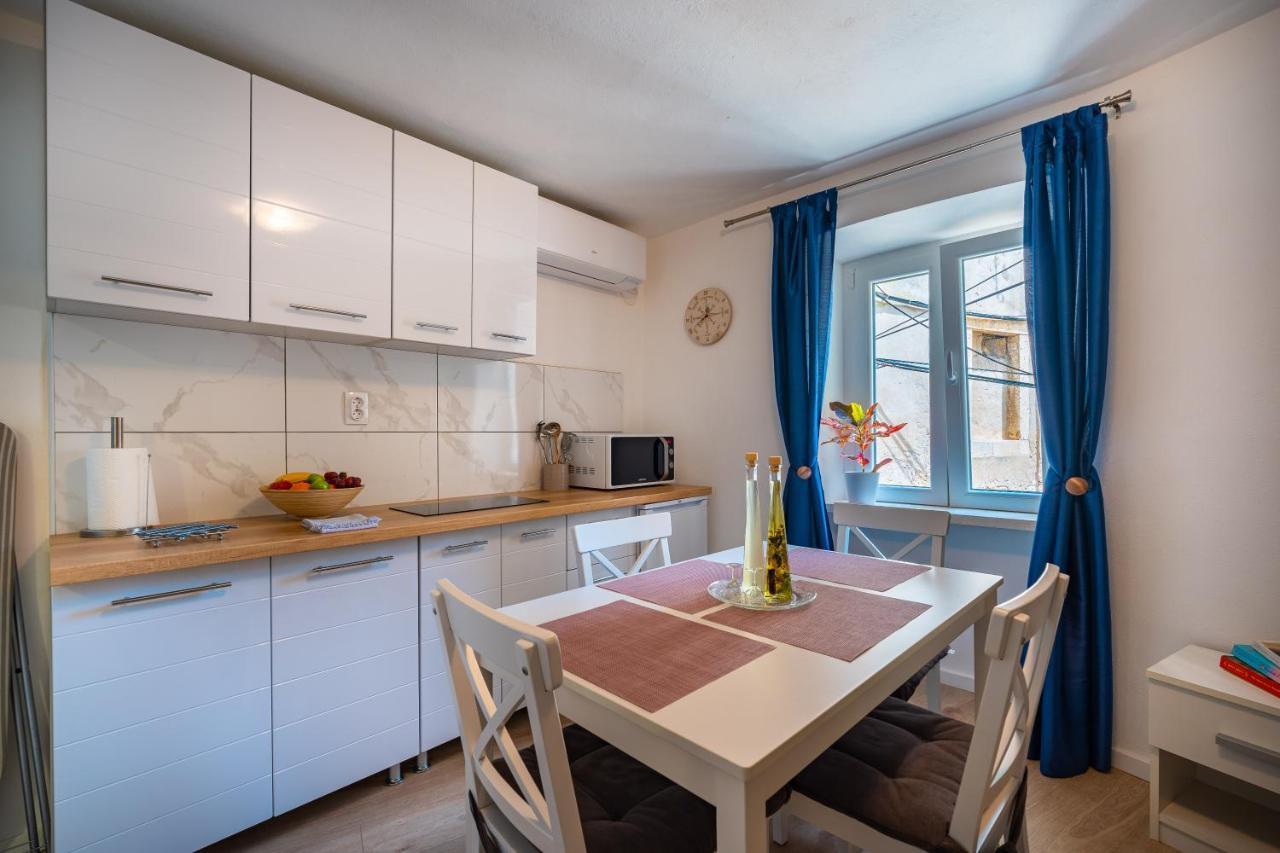 Apartment Rose Đảo Korčula Ngoại thất bức ảnh