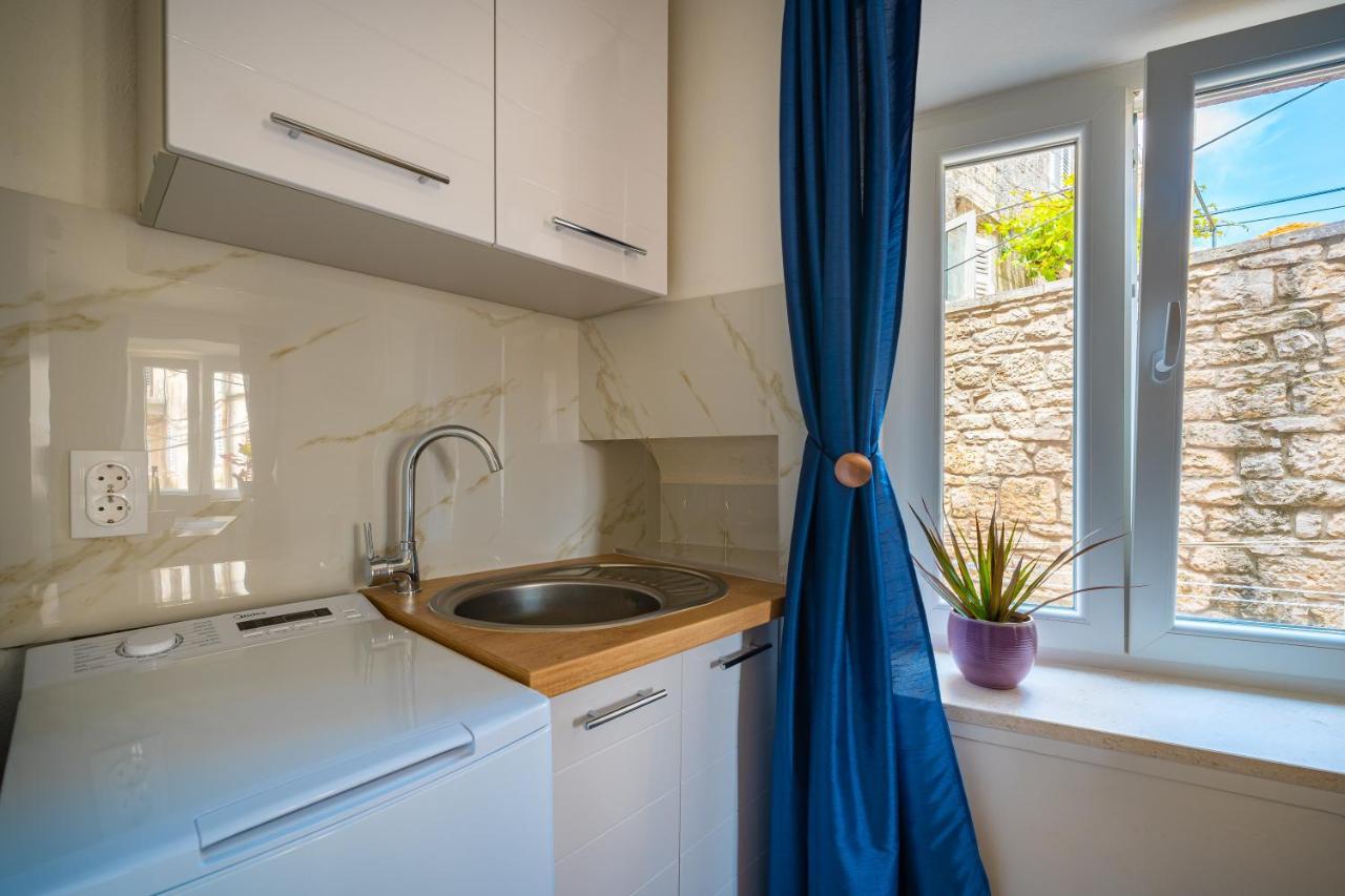 Apartment Rose Đảo Korčula Ngoại thất bức ảnh